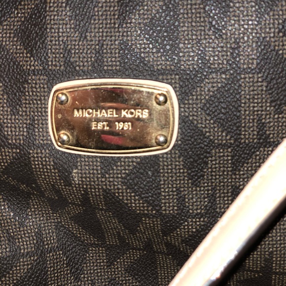 MK KORS DIAPER BAG - Picture 3 of 5